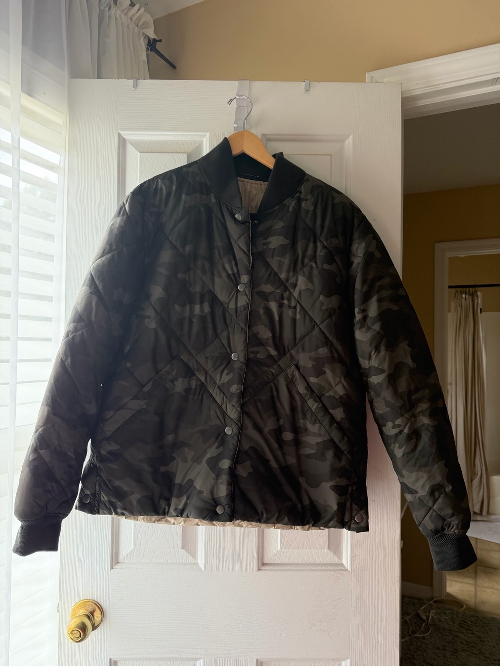 Banana Republic Men's Reversible Quilted Bomber Jacket - Olive Camo & Tan